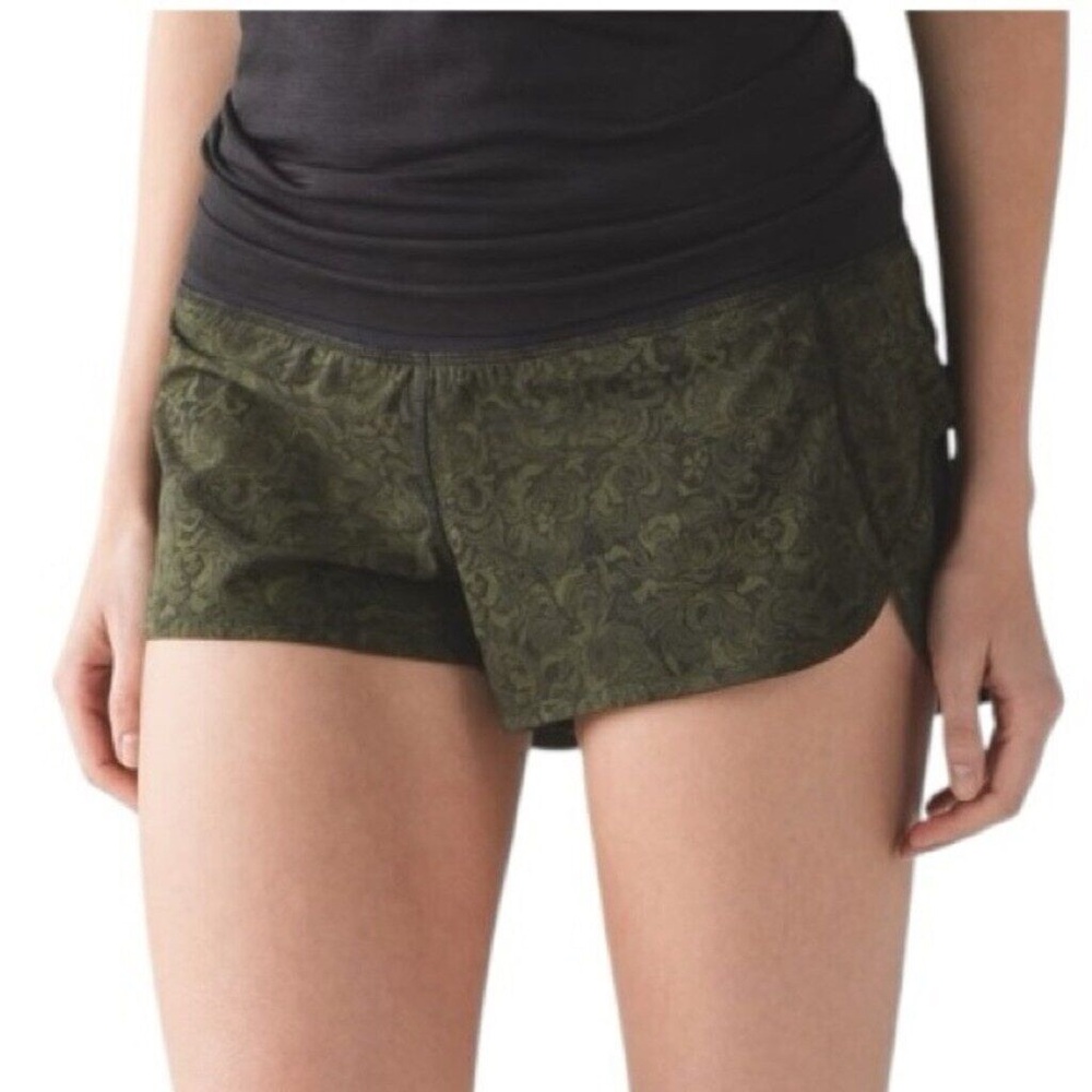 HTF unique lace print shorts Lululemon Speed Up Shorts 2.5"